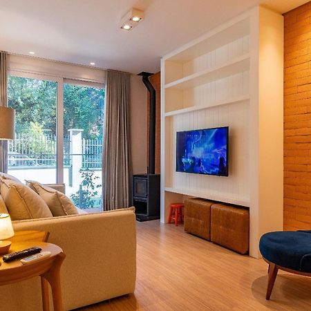 Rosa Edificio Bellagio Canela Com Infraestrutura Completaアパートメント エクステリア 写真