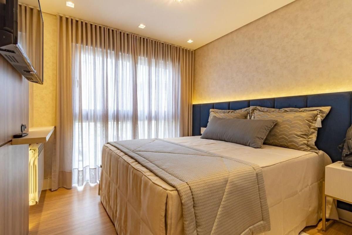 Rosa Edificio Bellagio Canela Com Infraestrutura Completaアパートメント エクステリア 写真