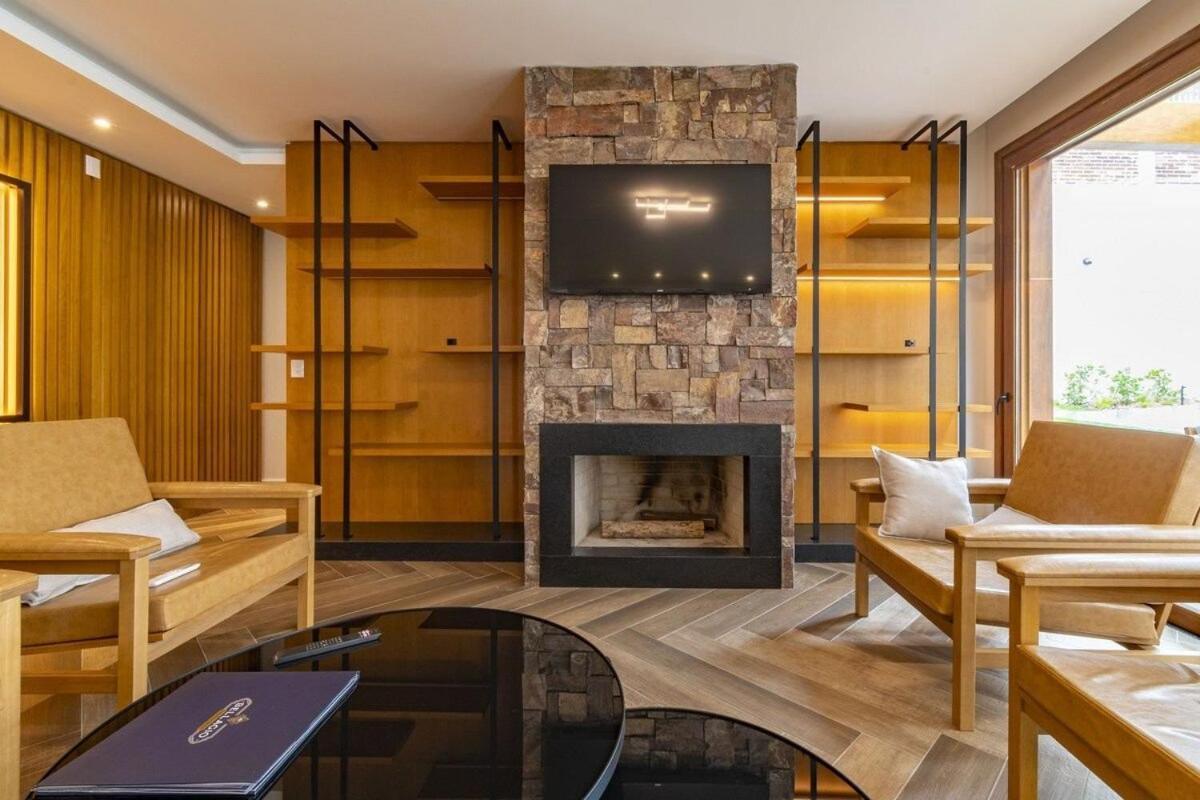 Rosa Edificio Bellagio Canela Com Infraestrutura Completaアパートメント エクステリア 写真
